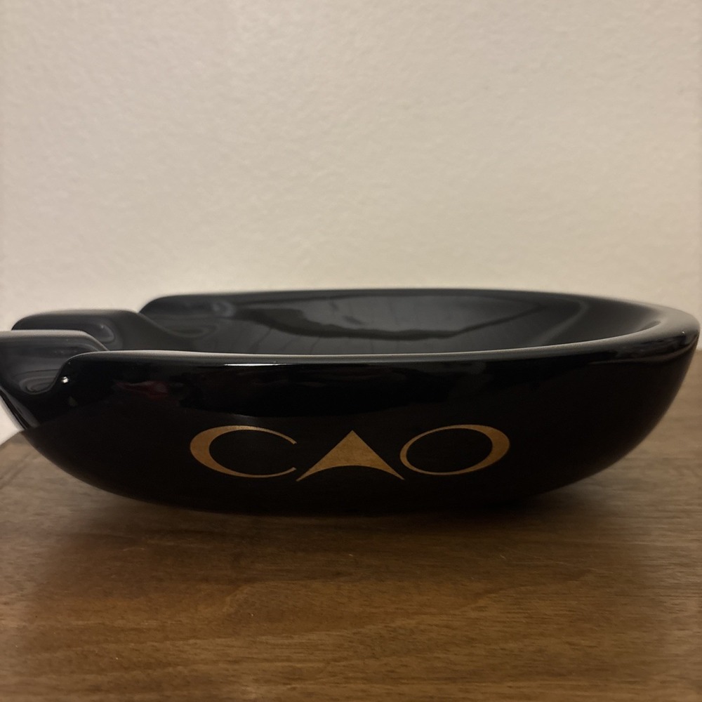 CAO Black 3 Finger Rest Large Cigar Bowl Ashtray Gold Logo Aficionado Tobacciana - Picture 5 of 5
